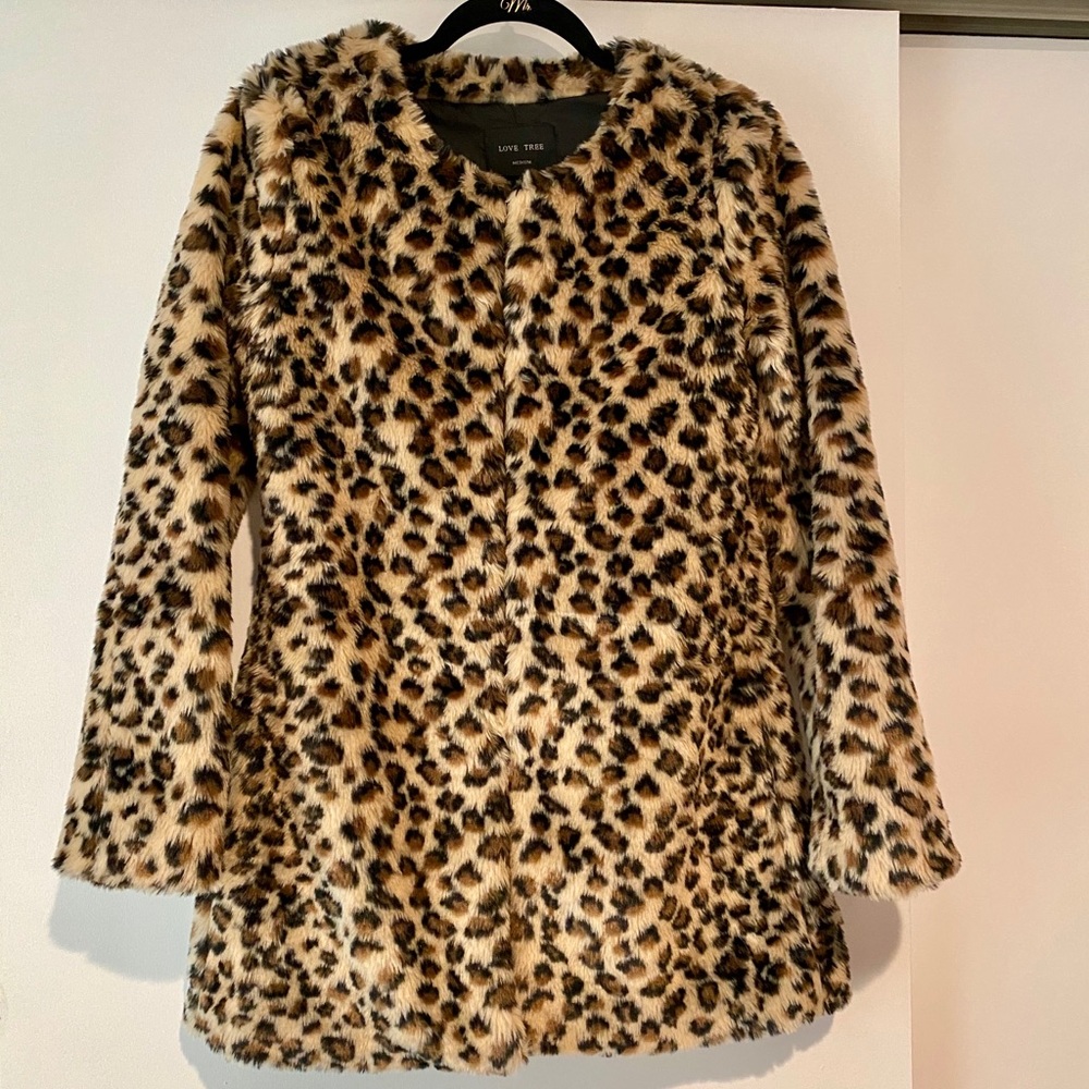 Leopard faux fur love tree coat